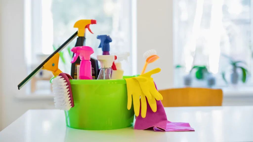 Maintain your house clean during your move