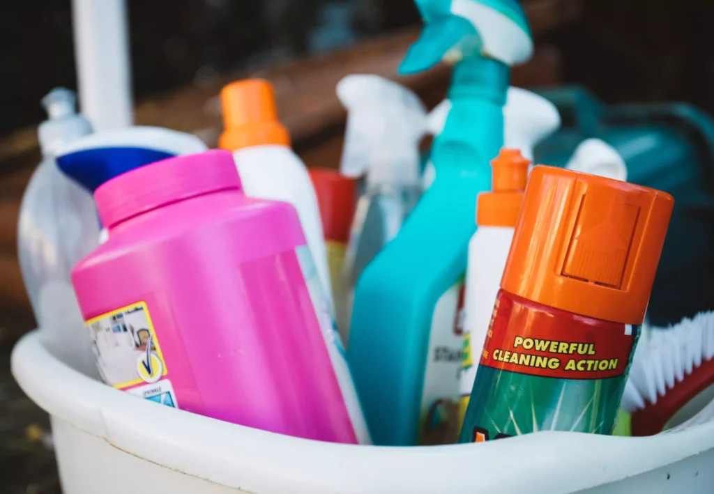 The Ultimate Guide to Packing Cleaning Supplies