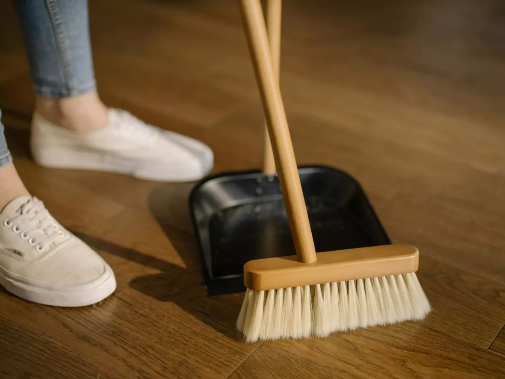 Cleaning your home before moving